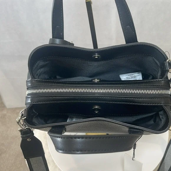Calvin Klein , NWT , Black color, Shoulder bag . - Picture 7 of 15